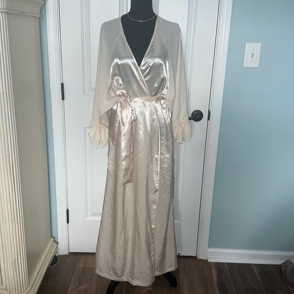 Victoria's Secret Other - Women’s robe
